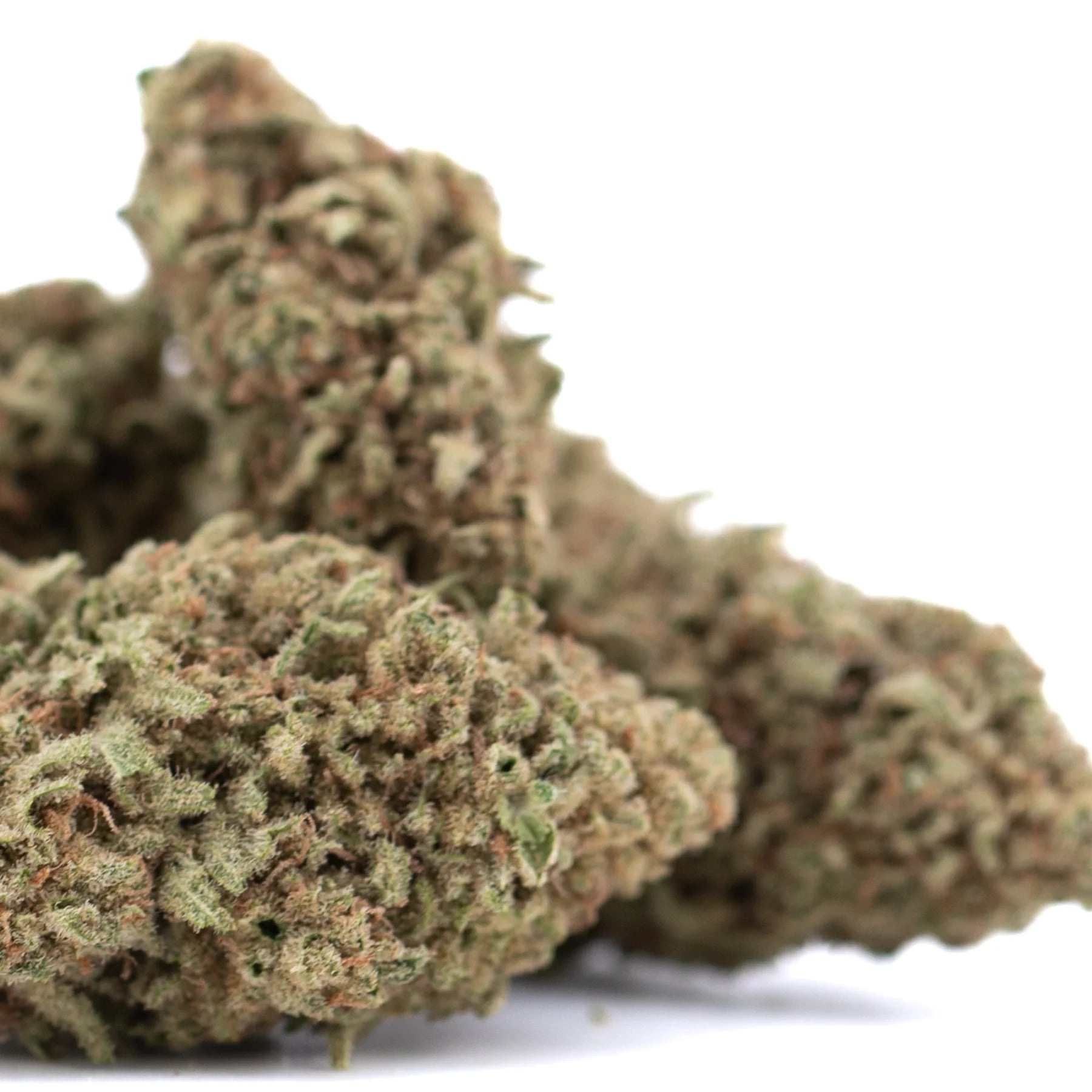 Green and brown dense frosty legendary blue dream thca hemp flower cannabis buds with mainstream accessibility